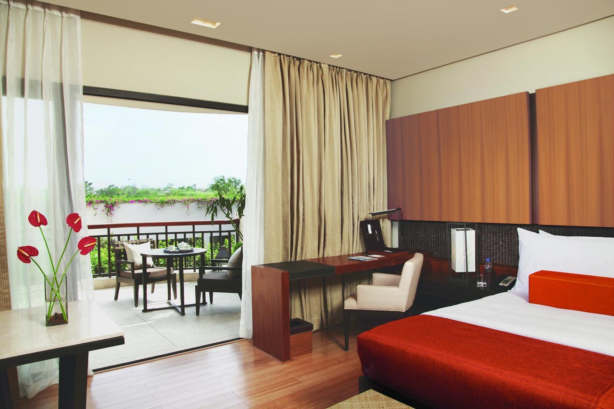 Taj Surajkund Resort & Spa, Delhi Ncr Фаридабад Номер фото A room at the hotel