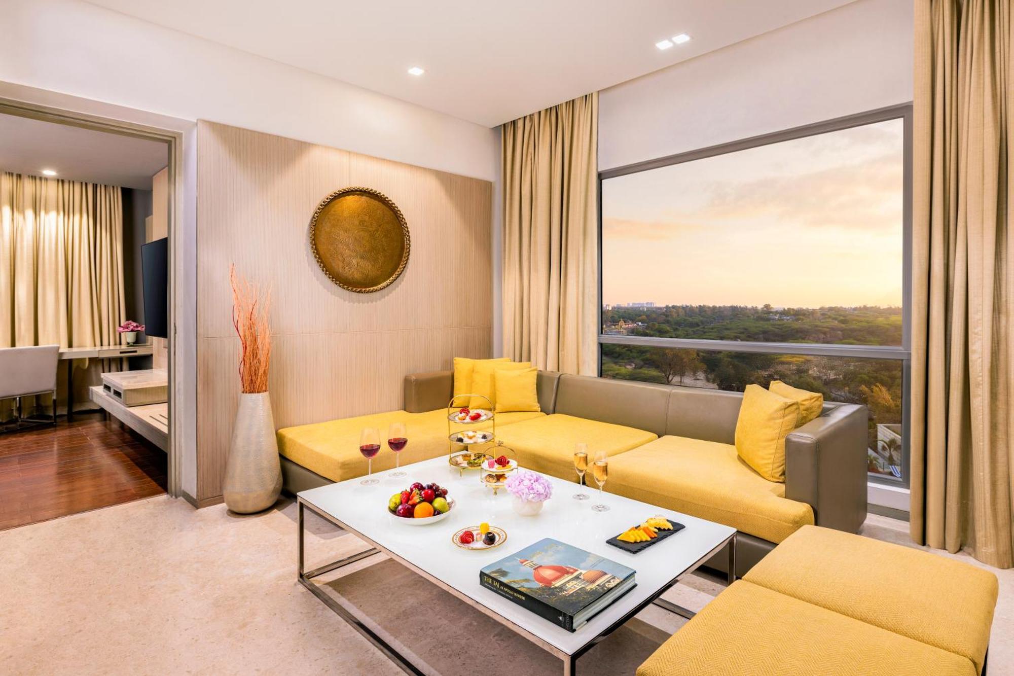 Taj Surajkund Resort & Spa, Delhi Ncr Фаридабад Экстерьер фото